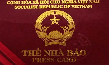 Ninh Bình bỏ quy định 'cấm cửa' phóng viên không có thẻ nhà báo