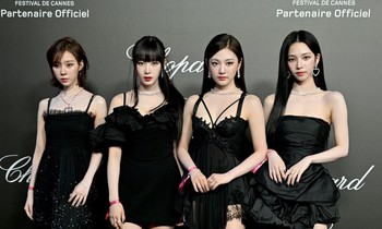 aespa hóa thiên nga đen, tạo hình "lên hương" trong sự kiện tại LHP Cannes 2023