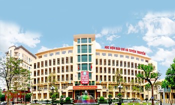 Xét tuyển Học viện Báo chí và Tuyên truyền: Điểm IELTS thấp nhất 6.5 kèm loạt tiêu chí phụ