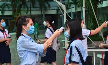 Lịch mở cửa lại trường học của TP.HCM, khi nào học sinh được đến trường học trực tiếp?