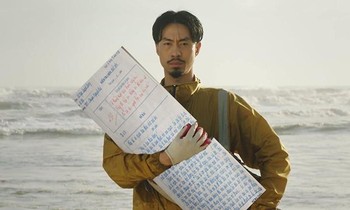Cô giáo bắt trend "Mang tiền về cho mẹ" của Đen Vâu, teen chỉ biết gật gù: "Đúng quá đi!"