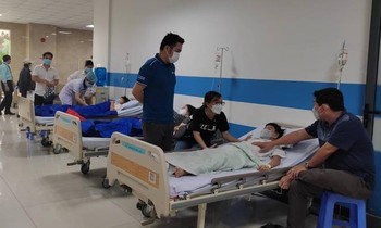 Hàng trăm học sinh bán trú ở một trường tại Nha Trang phải nhập viện vì ngộ độc thực phẩm