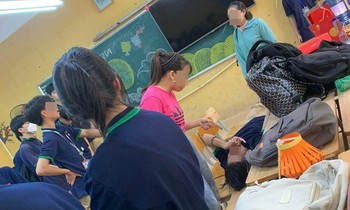 Nữ sinh quỳ khóc trước cửa lớp đến kiệt sức, Sở GD&ĐT Hà Nội vào cuộc xác minh