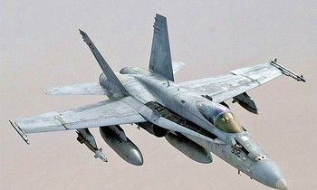 Mỹ: Rơi máy cất cánh quân sự chiến lược F/A-18 Hornet