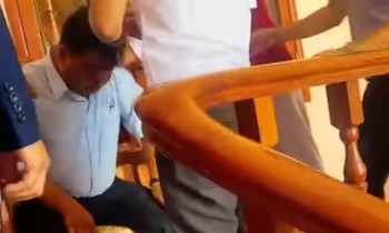 Giám đốc Trung tâm Văn hóa ở Bình Định đột tử khi đang phát biểu