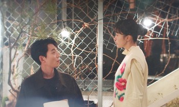 "Khóa Học Yêu Cấp Tốc" tập 8: Jung Kyung Ho bị phát hiện và bao vây vì làm gia sư riêng