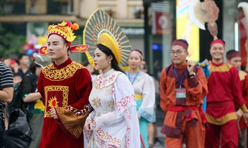 Cận cảnh lễ hội đường phố 'Tinh hoa Hà Nội - Hội tụ và Tỏa sáng'
