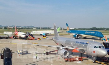 Cục Hàng không lên tiếng việc khách phải mua vé máy bay quá đắt