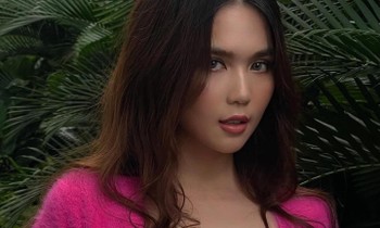 Showbiz còn chưa kịp nhộn nhịp thì Ngọc Trinh đã 'xả kho' loạt hình mới nhìn muốn 'sốc óc'