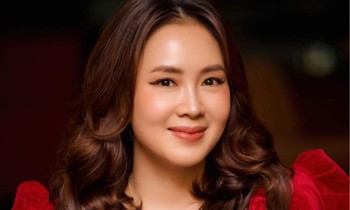 Không thể tin suốt 10 năm qua, Hồng Diễm chưa từng làm hành động này trên phim