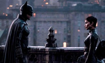 Những ‘bóng hồng’ từng lướt qua đời Batman: Wonder Woman hay Catwoman mới là ‘chân ái’?