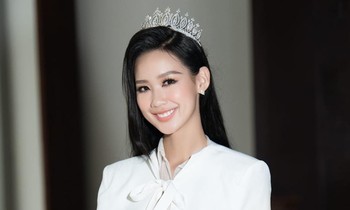 Sau ồn ào lấn lướt Hoa hậu Mai Phương, Á hậu Bảo Ngọc được khen hết lời nhờ cử chỉ tinh tế này