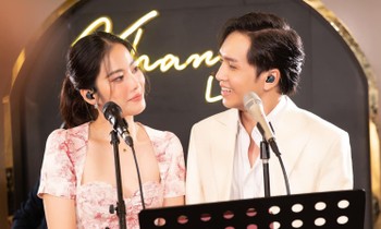 Hóa ra Nam Em cũng có hành động phũ phàng với Bạch Công Khanh trong đêm nhạc