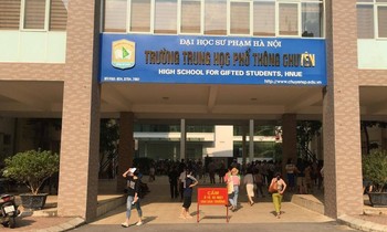 Bắt đầu kỳ thi tuyển sinh lớp 10 các trường THPT chuyên trực thuộc trường Đại học