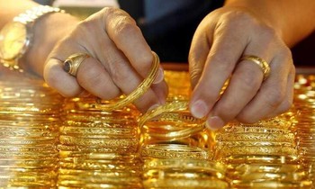 Giá vàng nhẫn thấp hơn vàng miếng gần 15 triệu đồng/lượng