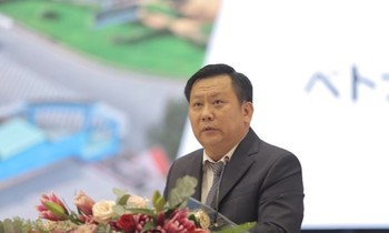 Phê chuẩn Phó Chủ tịch UBND tỉnh Long An