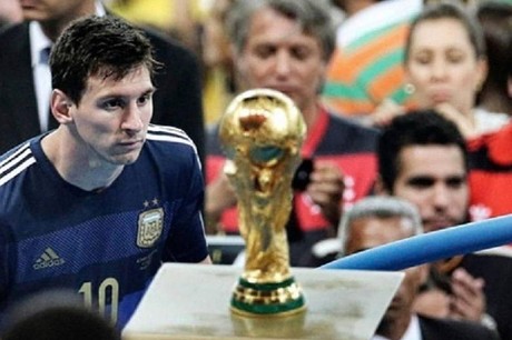 Lionel Messi, World Cup 2014: Dù không giành được chiếc cúp vàng, Lionel Messi đã chơi rất nổi bật trong World Cup 2014 ở Brazil. Hãy cùng xem những hình ảnh của anh, khi anh đã ghi bàn thắng quyết định trong nhiều trận đấu và trở thành một trong những cầu thủ xuất sắc nhất của giải đấu.