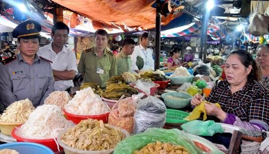 Ban Bí thư: Chỉ một đầu mối thực hiện nhiệm vụ bảo đảm an toàn thực phẩm