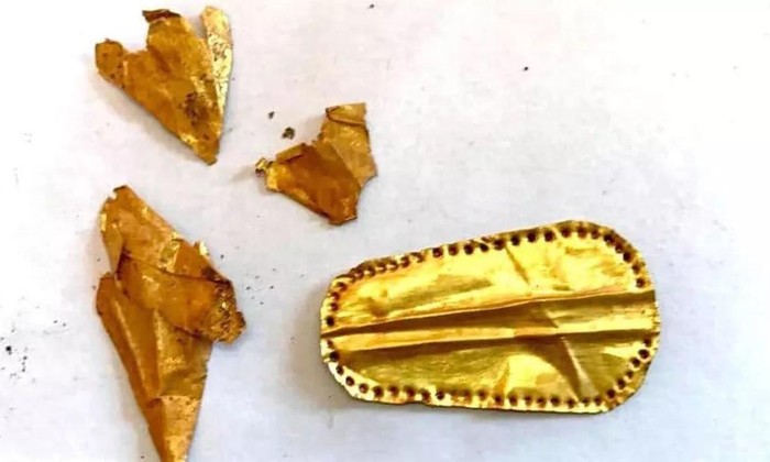 Tìm thấy chiếc lưỡi bằng vàng trong xác ướp 2.000 năm tuổi ở Ai Cập 