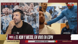 Siêu sao Messi bị 'vệ sĩ' cưỡng hôn trên sóng trực tiếp 