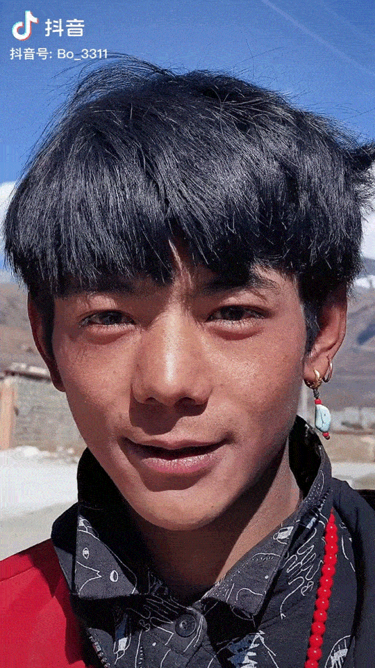 “Sáng Tạo Doanh 4” nhanh tay rước ngay hotboy người dân tộc đang làm hội chị em “mê mẩn“? ảnh 1