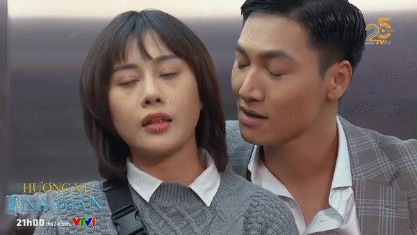 Long chủ động tấn công Nam