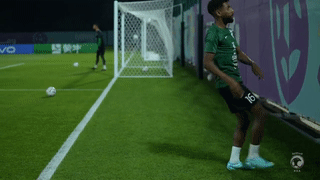 Video: Ngôi sao Saudi Arabia ghi bàn thắng không tưởng trước trận gặp Argentina 