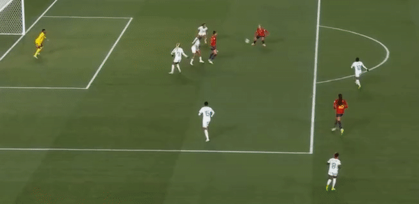 Đánh bại Zambia 5-0, Tây Ban Nha vượt lên dẫn đầu bảng C ảnh 15