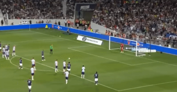 Mbappe lập công, nhưng PSG vẫn chưa thể thắng