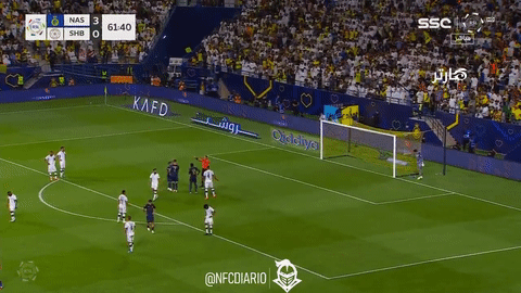 Ronaldo bất ngờ nhường phạt đền, từ chối cơ hội lập hat-trick thứ 2 liên tiếp