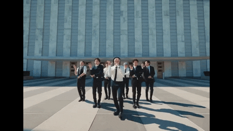 BTS biểu diễn tại trụ sở của Liên Hợp Quốc khiến fan K-Pop phấn khích 