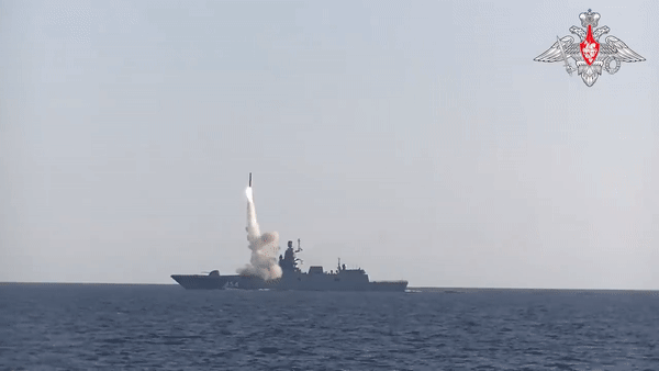 Nga phóng tên lửa siêu thanh Zircon trên biển Trắng