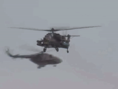 Trực thăng Mi-35 và Mi-28 của Nga đồng loạt không kích các mục tiêu quân sự Ukraine