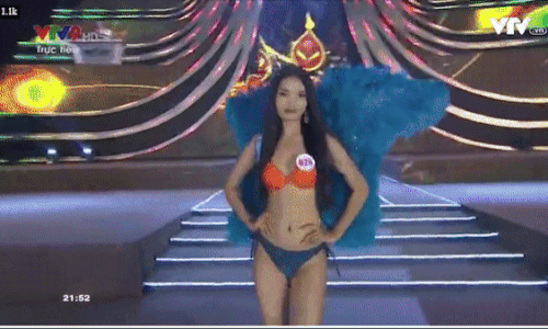 &apos;Bỏng mắt&apos; với màn trình diễn bikini của 35 thí sinh Hoa hậu Việt Nam 2020