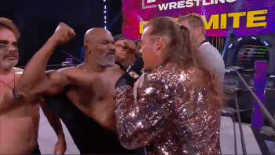Nhà vô địch Tyson Fury nhận lời thách đấu với Mike Tyson 