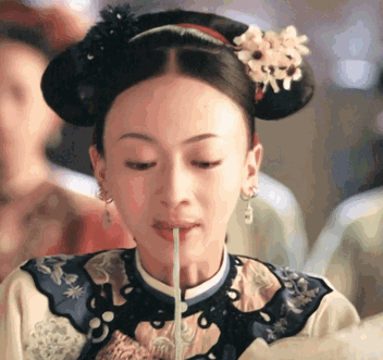 Những người đẹp diễn giả trân của phim Hoa ngữ: Ai trợn mắt thần chưởng, ai rơi lệ vô hồn? ảnh 27
