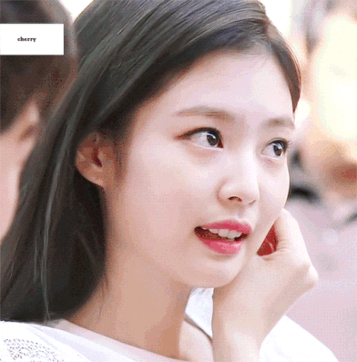 Đoán xem điểm gì trên khuôn mặt Jennie khiến con gái xứ Hàn ước ao nhất? ảnh 7