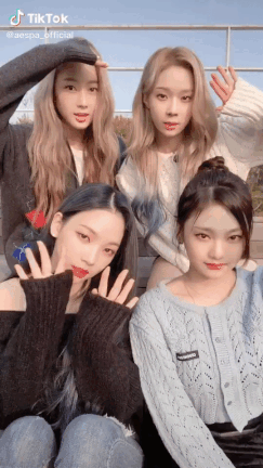 aespa lộ nhan sắc thật: Không ai sở hữu visual đủ làm “nữ thần K-Pop” như Yoona, Irene ảnh 2