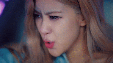 Chỉ là đóng MV thôi mà BLACKPINK được công nhận là “cao thủ diễn cảnh bi thương” ảnh 2