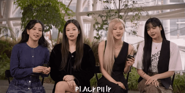 BLINKs đồng loạt chê trách YG Ent đối xử chưa tốt với BLACKPINK, vì đâu nên nỗi? ảnh 4