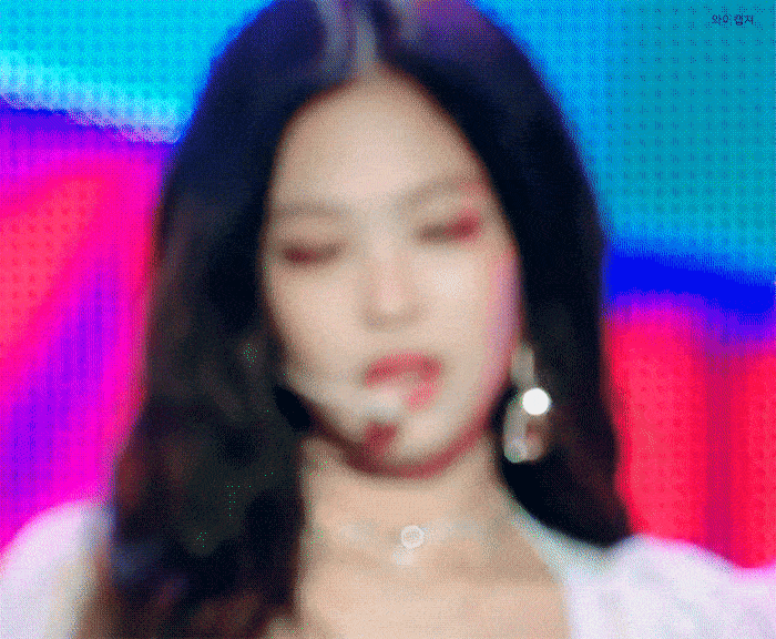 Thì ra đây là lý do khiến Irene (Red Velvet) và Jennie (Black Pink) hoán đổi vũ đạo cho nhau ảnh 2