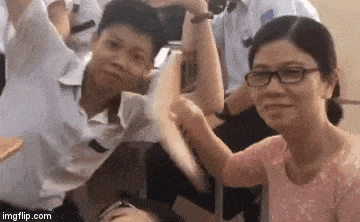 Nam sinh mắc võng ngủ trong lớp và cái kết khiến cả lớp cười bò ảnh 5