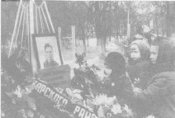  Tang lễ thượng úy I.I Strelnikova tháng 3 năm 1969