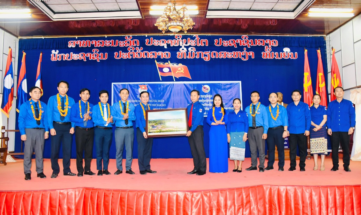 Tuổi trẻ Hà Tĩnh với hoạt động tình nguyện quốc tế trên nước bạn Lào ảnh 1