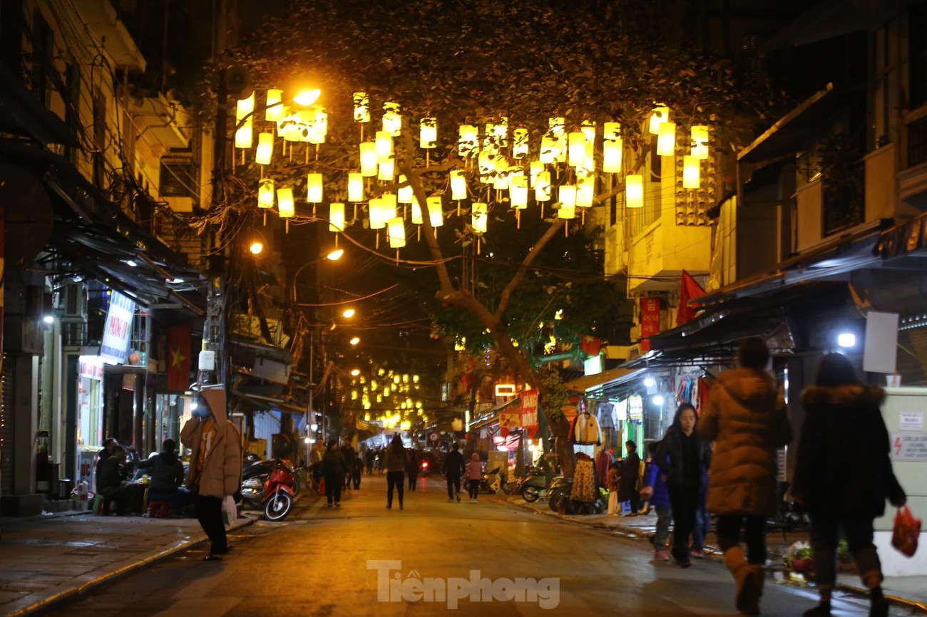 Mở rộng phố đi bộ Hà Nội ngay trước thềm năm mới ảnh 7