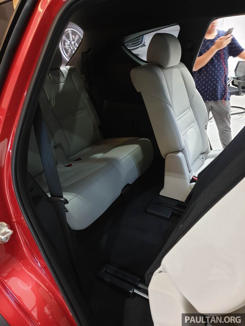 Cận cảnh crossover Mazda CX-8 'mới toanh' tại thị trường Đông Nam Á ảnh 15