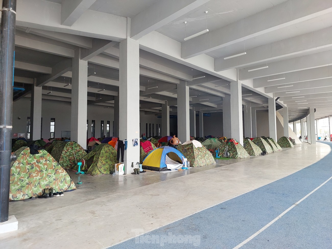 Bí mật những căn lều tạm đang nỗ lực tạo ra Lễ khai mạc SEA Games tầm cỡ Olympic của Campuchia ảnh 2