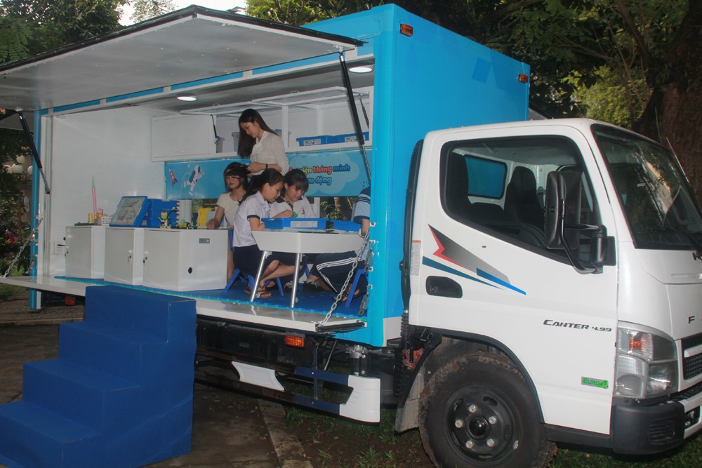 Thư viện thông minh giúp bạn nhỏ học STEM, phòng tránh xâm hại ảnh 1