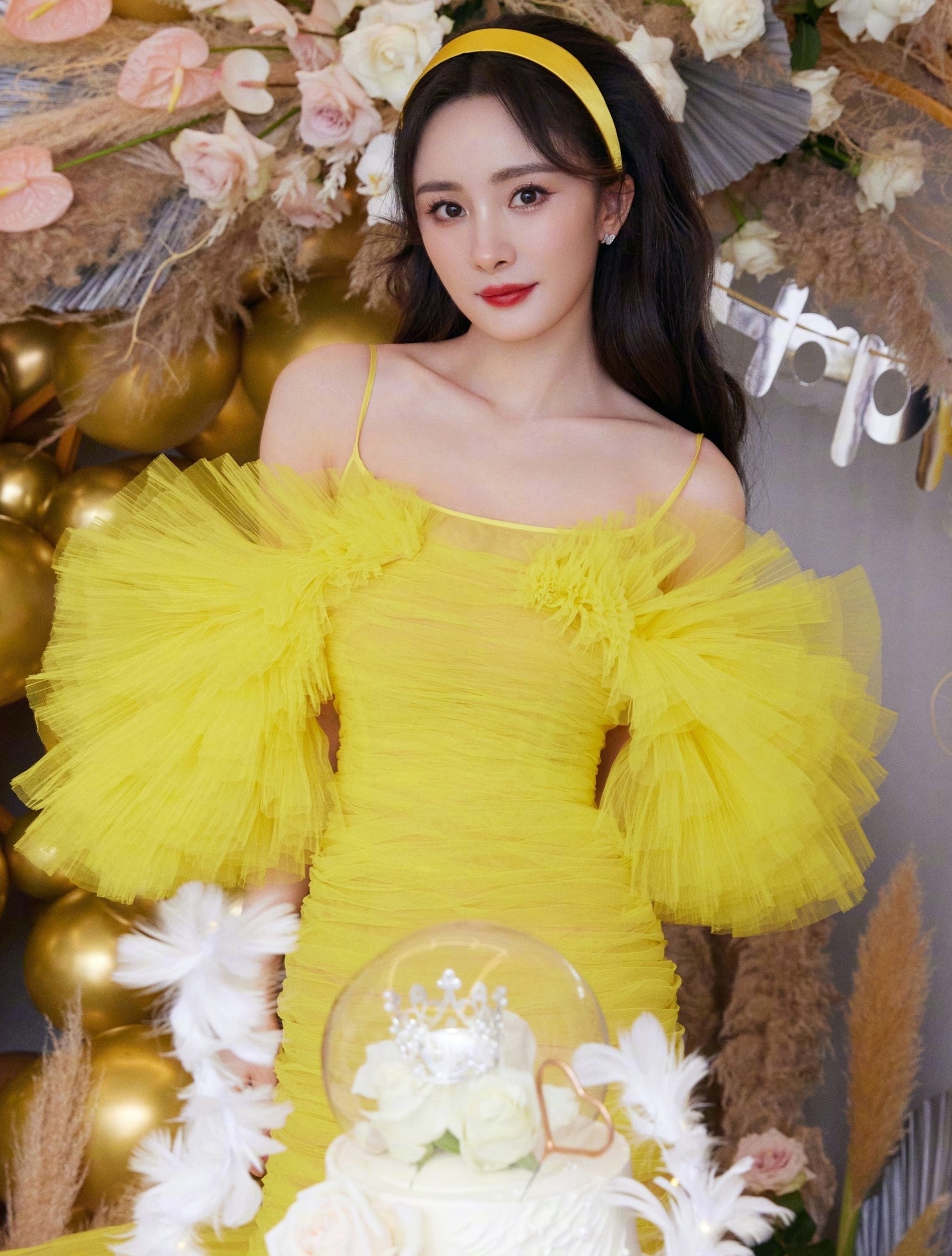 Dương Mịch, Angelababy tụt dốc trong năm 2022 ảnh 5