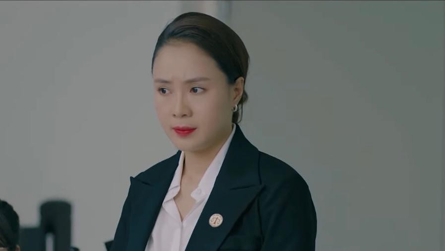 Phim của Việt Anh, Hồng Diễm khiến khán giả mệt mỏi - Ảnh 1.
